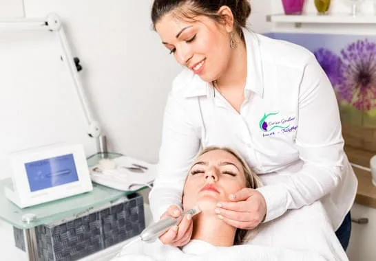 Microneedling Microneedling